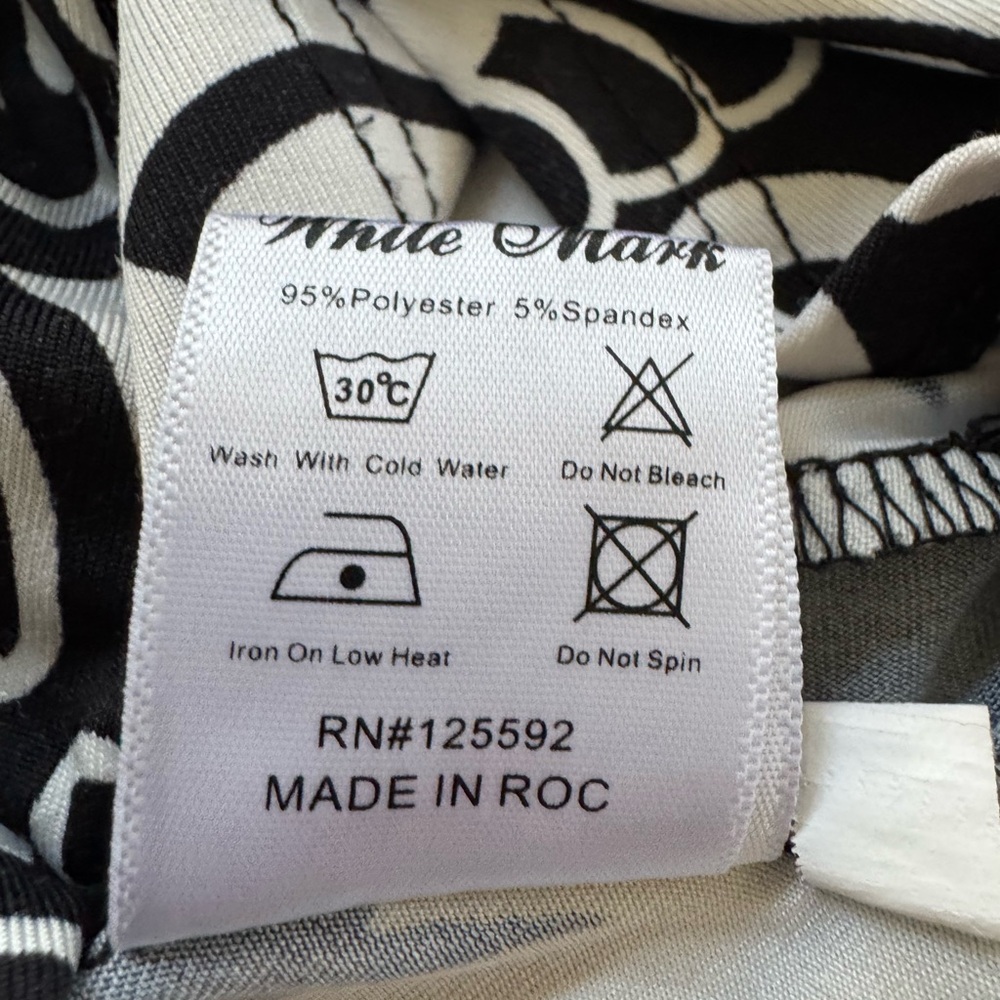 White Mark Charcoal and Ebony Blouse 1 - Picture 8 of 9